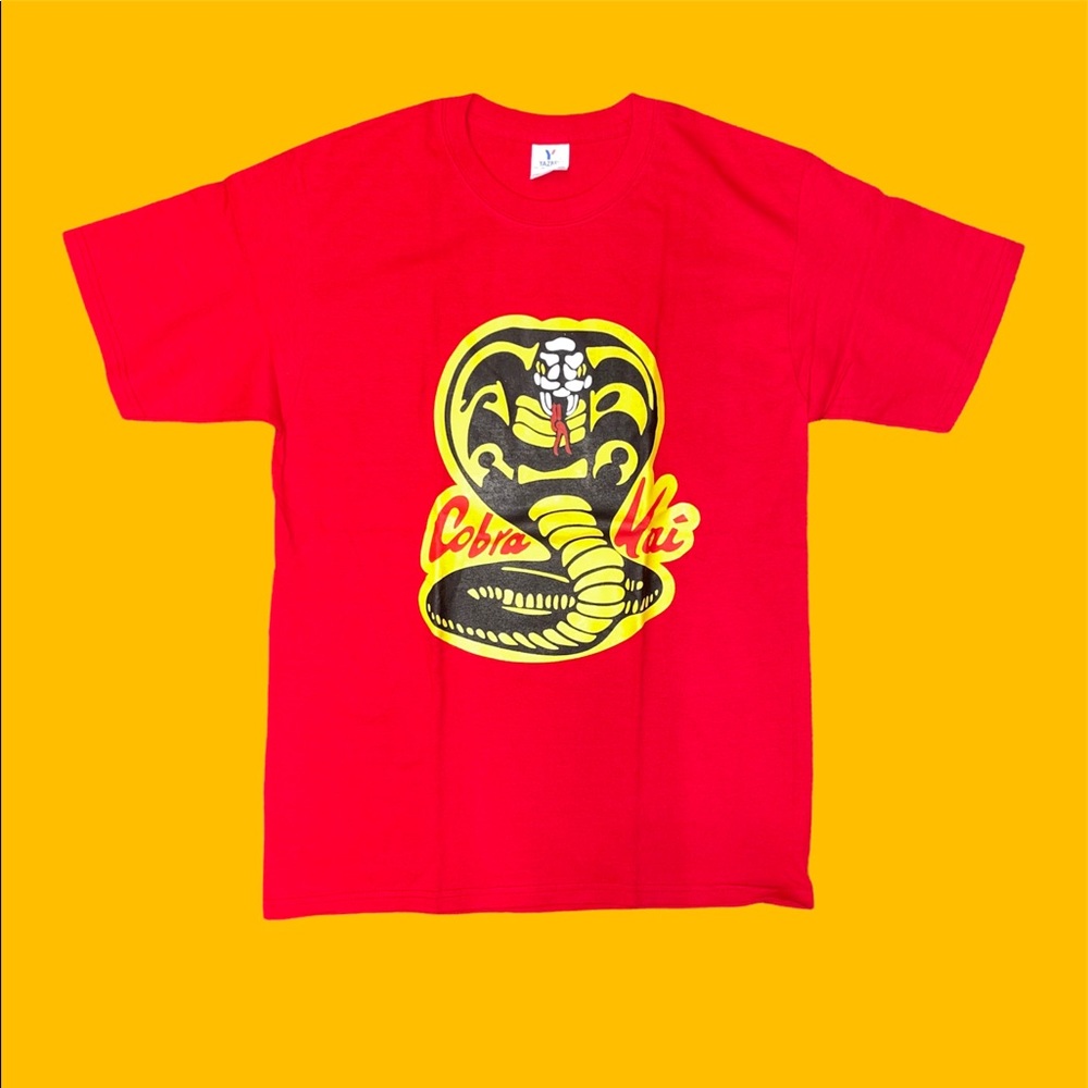 Cobra Kai graphic Tshirt !